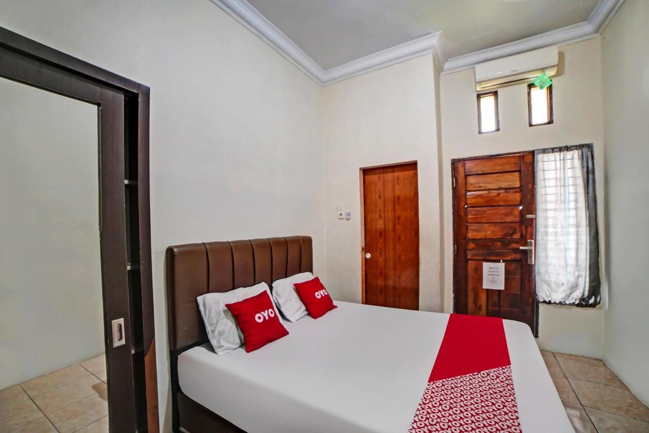 OYO 90751 Graha Sei Batugingging Hotel Medan Bagian luar foto
